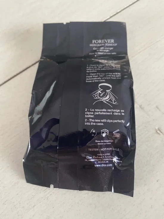 FOREVER Skin Glow Tone-Up Cushion Refill - Picture 2 of 2